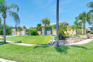 360 Saturn Avenue, Tequesta, FL 33469 Sold 12/29/25