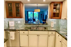 145 Ocean Avenue 304, Palm Beach Shores