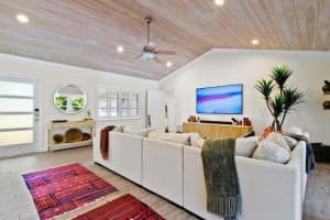 221 NW 18th Street, Delray Beach, FL 33444 - MLS#R11091925