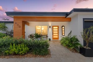 450 NE 5th Circle, Boca Raton, FL 33431 - MLS#R11091949