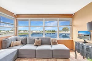 1112 Lake Terrace 207, Boynton Beach, FL 33426 Sold 06/20/25