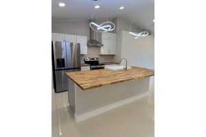 2118 22nd Place, Cape Coral, FL 33909 - MLS#R11092121