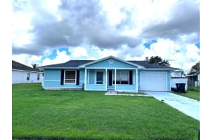 1920 Sw Taurus Lane, Port Saint Lucie