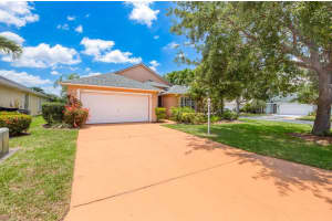 520 SW Cyrilla Trail, Port Saint Lucie, FL 34953 Sold 08/29/25