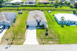 4091 SW Mccrory Street, Port Saint Lucie, FL 34953 - MLS#R11092264