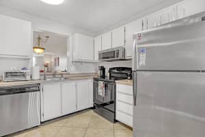 14307 Bedford Drive 303, Delray Beach, FL 33446 Sold 07/11/25