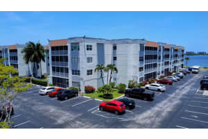 1516 S Lakeside Drive 118, Lake Worth Beach, FL 33460 Sold 09/15/25