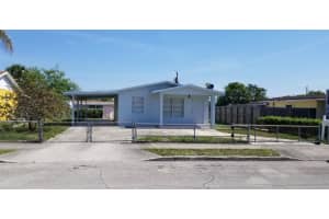 717 Hollywood Place, West Palm Beach, FL 33405 Sold 09/11/25