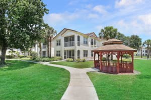 174 SE Kitching Circle 174, Stuart, FL 34994 Sold 07/21/25