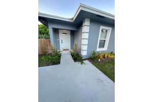 723 20th Street, West Palm Beach, FL 33407 - MLS#R11092363