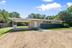 2560 50th Avenue, Vero Beach, FL 32966 Sold 07/28/25