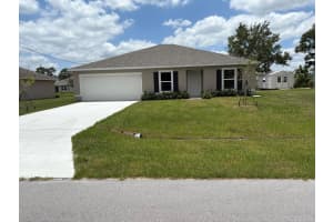 152 Sw Crescent Avenue, Port Saint Lucie