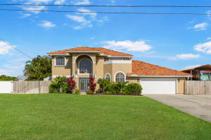 121 NE Naranja Avenue, Port Saint Lucie, FL 34983 - MLS#R11092437