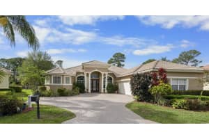 2010 Sw Ashton Way, Palm City