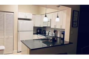 621 Cypress Lake Boulevard, Deerfield Beach, FL 33064 - MLS#R11092467