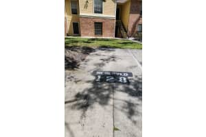 8636 Mallard Reserve Drive 102, Tampa