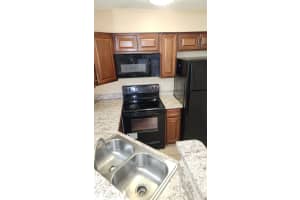 8636 Mallard Reserve Drive 102, Tampa, FL 33614 - MLS#R11092487