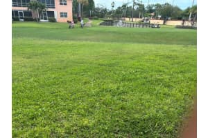 1949 Sw Palm City Road 25 C, Stuart