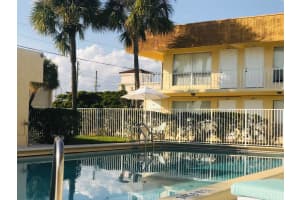 4670 NE 5th Avenue 14, Boca Raton, FL 33487 - MLS#R11092544