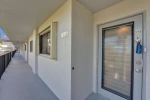 15355 Lakes Of Delray Boulevard 211, Delray Beach, FL 33484 Sold 08/05/25