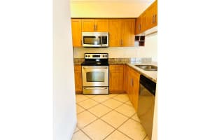 6511 Emerald Dunes Drive 308, West Palm Beach, FL 33411 Sold 11/10/25