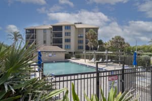 2641 NE Ocean Boulevard 106, Stuart, FL 34996 - MLS#R11092661