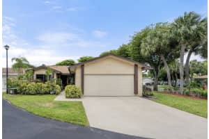 1 Danby Place, Boynton Beach, FL 33426 Sold 10/27/25