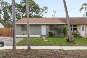 4570 Empire Way, Greenacres, FL 33463 Sold 08/05/25