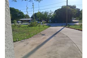 2506 Oleander Boulevard, Fort Pierce, FL 34982 - MLS#R11092753