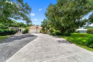 1325 Bennett Road, Fort Pierce, FL 34947 - MLS#R11092770
