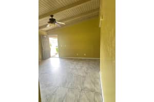 452 Glenwood Drive 452, West Palm Beach, FL 33415 - MLS#R11092829
