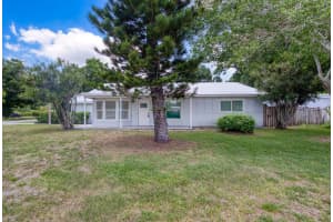 2564 2nd Place SW, Vero Beach, FL 32962 Sold 07/08/25