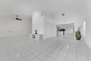 3682 W 2 Avenue, Hialeah, FL 33012 - MLS#R11092908