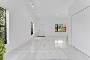 3682 W 2 Avenue, Hialeah, FL 33012 - MLS#R11092908