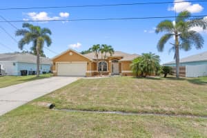 632 SW Mccall Road, Port Saint Lucie, FL 34953 Sold 07/03/25