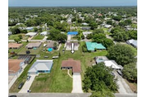 1916 19th Avenue SW, Vero Beach, FL 32962 Sold 06/20/25