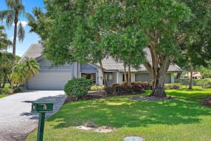 18 Glencairn Road, Palm Beach Gardens, FL 33418 - MLS#R11092962