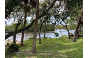 15 Santa Maria Way, Port Saint Lucie, FL 34952 - MLS#R11093007