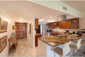 13329 Polo Club Road 102, Wellington