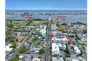 117 Lake Avenue 401, Lake Worth Beach, FL 33460 - MLS#R11093048