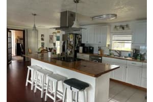 1 Flores Way, Port Saint Lucie, FL 34952 Sold 07/04/25