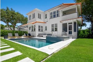 516 N Swinton Avenue, Delray Beach, FL 33444 Sold 10/03/25