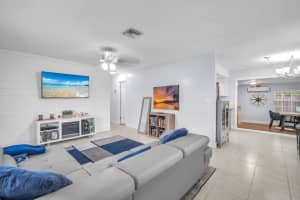 3314 Plaza Place, Lake Worth, FL 33462 Sold 10/29/25