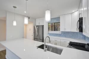 5340 Las Verdes Circle 324, Delray Beach