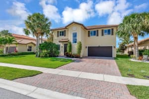 5014 Manchia Drive, Lake Worth, FL 33463 Sold 08/12/25