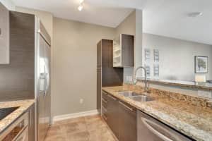 550 Okeechobee Boulevard 821, West Palm Beach, FL 33401 - MLS#R11093190