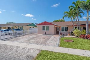 5082 Grant Lane, West Palm Beach, FL 33415 Sold 07/02/25