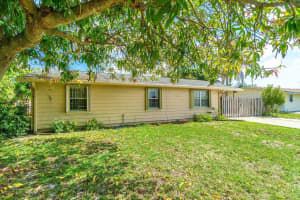 1441 W Hardee Street, Lantana, FL 33462 Sold 08/14/25