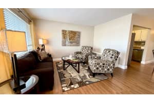 2102 Lake Osborne Drive 17, Lake Worth Beach, FL 33461 - MLS#R11093257