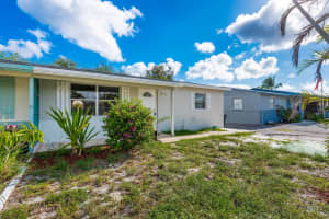 5881 South 38th Ct, Greenacres, FL 33463 Sold 08/04/25